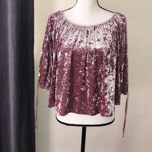 American Eagle Outfitters Off the Shoulder Top NWT